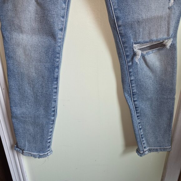 Express Jeans #3 - Picture 2 of 3